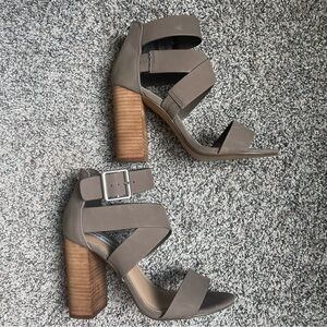 Steve Madden Surprise Heeled Sandal